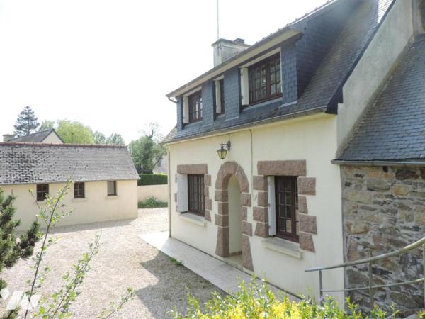 CAMPAGNE PROCHE DE BELLE ISLE EN TERRE