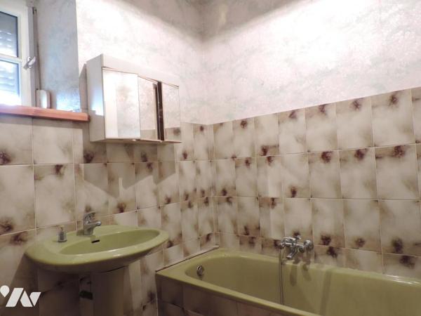 CAMPAGNE PROCHE DE BELLE ISLE EN TERRE