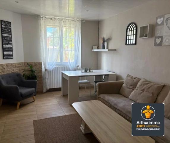Vente Maison de village 5 pièces 96 m2 à Villeneuve-sur-Aisne