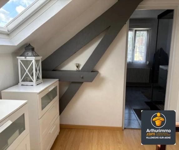 Vente Maison de village 5 pièces 96 m2 à Villeneuve-sur-Aisne