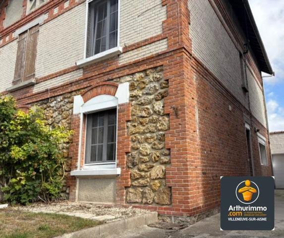 Vente Maison de village 5 pièces 96 m2 à Villeneuve-sur-Aisne