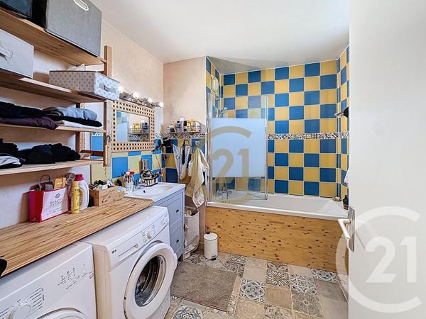 Appartement F5 à vendre  4 pièces - 84,50 m2 BEAUCOURT - 90