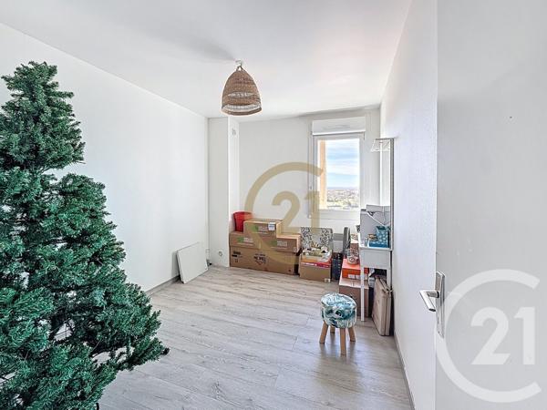 Appartement F5 à vendre  4 pièces - 84,50 m2 BEAUCOURT - 90