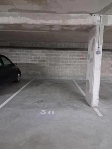Parking / Box à louer à Évreux (27000)