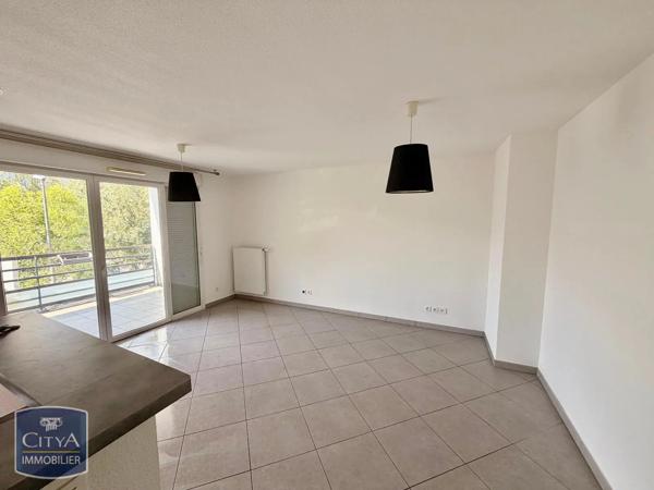Appartement à louer 2 pièces 47.97m² Domène (38420)