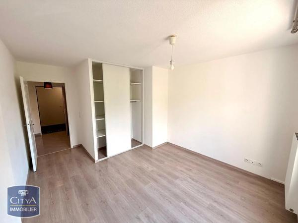 Appartement à louer 2 pièces 47.97m² Domène (38420)
