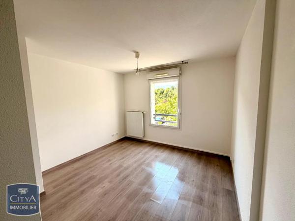 Appartement à louer 2 pièces 47.97m² Domène (38420)