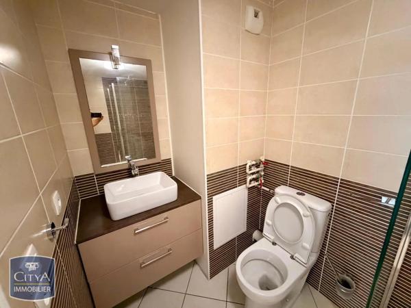 Appartement à louer 2 pièces 47.97m² Domène (38420)