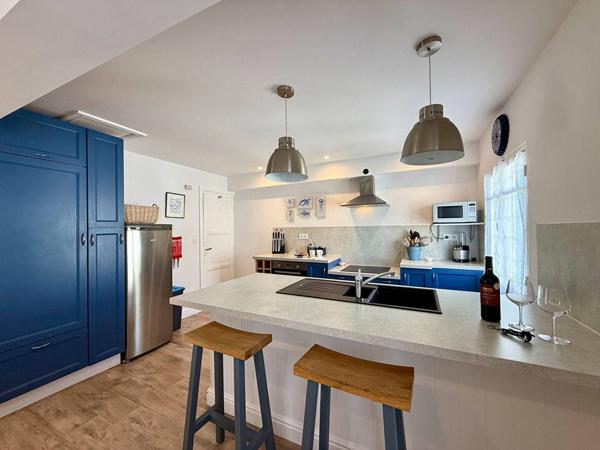 Maison La Flotte 6 pièces 105 m² au coeur du village