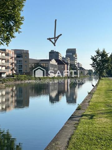 Situé à Mulhouse (68100), charmant appartement lumineux et traversant de 77m2 avec ascenseur , 3 pièces, vue dégagée, 10 mn à pied de la gare.