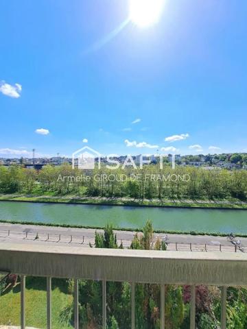Situé à Mulhouse (68100), charmant appartement lumineux et traversant de 77m2 avec ascenseur , 3 pièces, vue dégagée, 10 mn à pied de la gare.