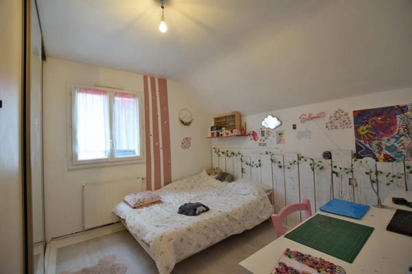 Maison 4 chambres, jardin et piscine à Avrillé !