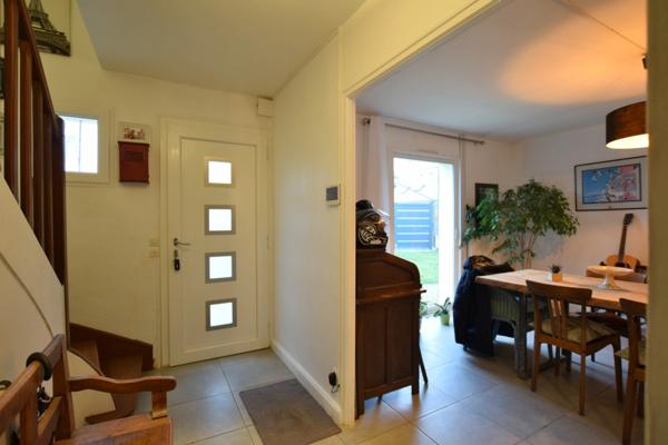 Maison 4 chambres, jardin et piscine à Avrillé !