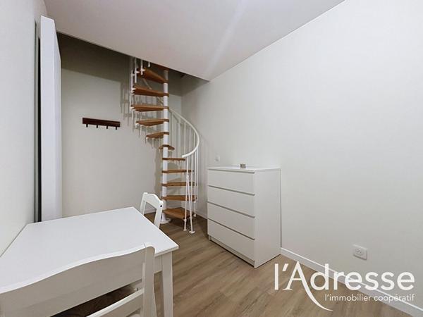 METZ Devant-Lès-Ponts - studio duplex meublé - rénové