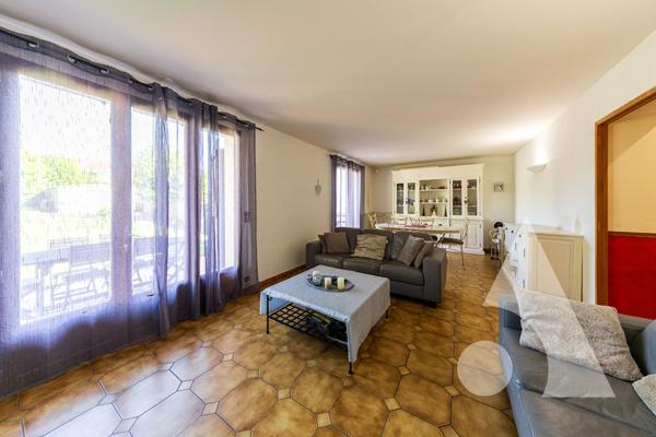 Maison 5 pièces 126.97 m2