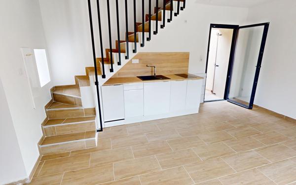 Maison à louer    2 pièces •  Vaulx-en-Velin