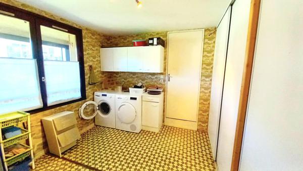 Pavillon 3 chambres avec garage et jardin