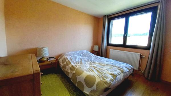 Pavillon 3 chambres avec garage et jardin