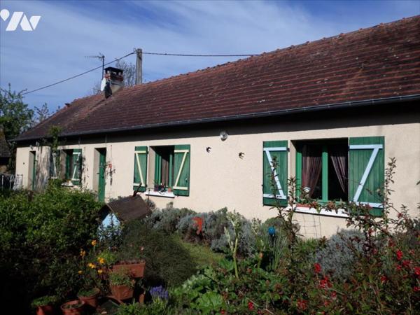 PARIGNE L'EVEQUE campagne, longère  avec travaux, 2 chambres.