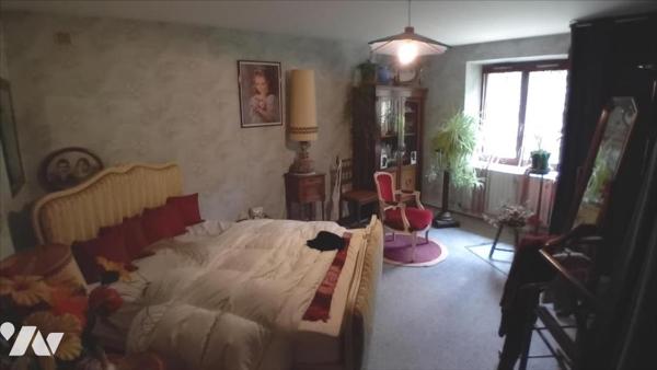 PARIGNE L'EVEQUE campagne, longère  avec travaux, 2 chambres.