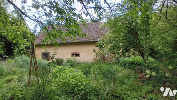 PARIGNE L'EVEQUE campagne, longère  avec travaux, 2 chambres.