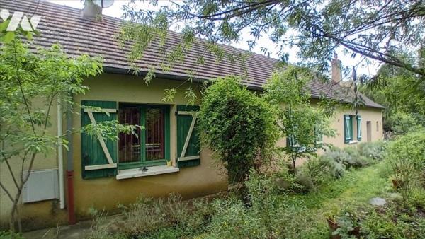 PARIGNE L'EVEQUE campagne, longère  avec travaux, 2 chambres.