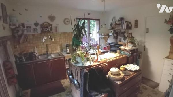 PARIGNE L'EVEQUE campagne, longère  avec travaux, 2 chambres.