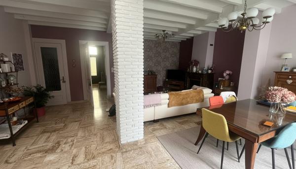 Maison de caractère 168 m² — 4 chambres + 3 bureaux — Hazebrouck centre