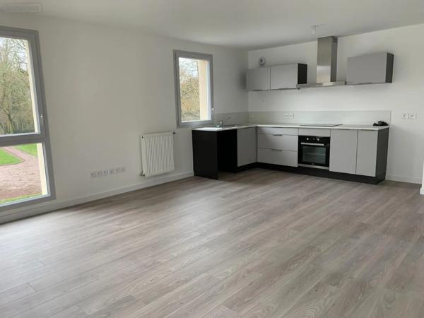 Location - Appartement Bailleul 59270 3 pièces 71 m 2