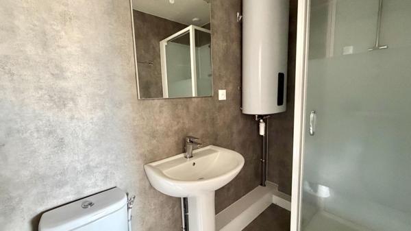 À vendre , Appartement 30 m² entièrement rénové en 2023, Idéal premier achat ou investissement locatif