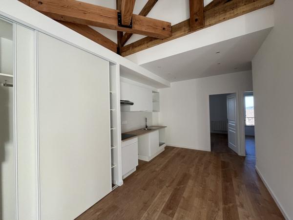 Appartement à louer |  Blaye |  3 pièces | 66 m²