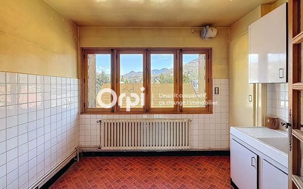 Appartement à vendre    3 pièces • 67,84 m2 Albertville