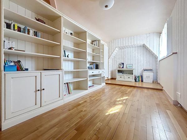 Maison a vendre SAINT FLORENT LE VIEIL Centre, cour sans vis a vis, 5 chambres, proche Loire