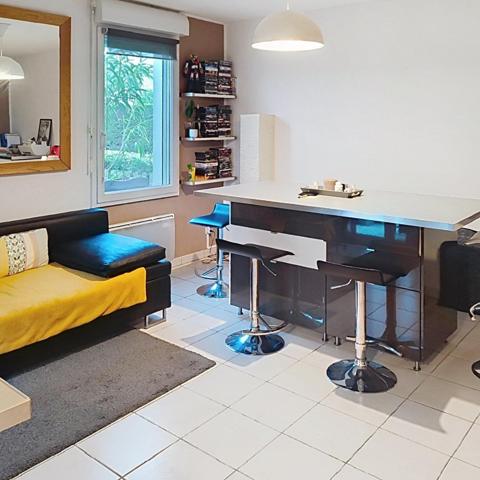 Beau T3 de 2002 avec jardin