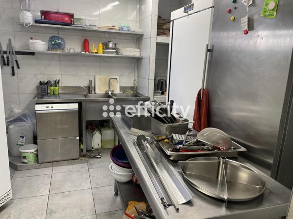 Fonds De Commerce
        
        - 120 m² 165 000 € *