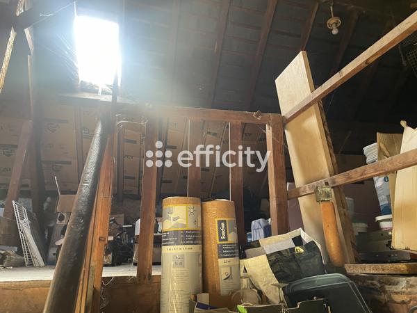 Fonds De Commerce
        
        - 120 m² 165 000 € *