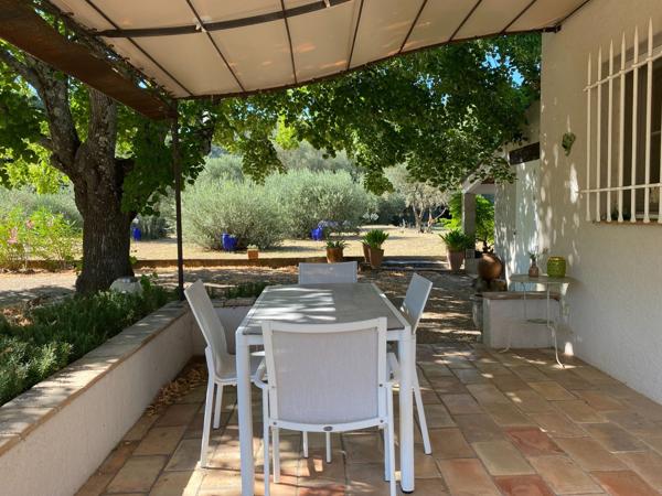Vente Villa de luxe Salernes 8 Pièces 150 m²