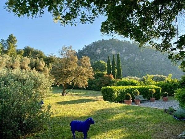 Vente Villa de luxe Salernes 8 Pièces 150 m²