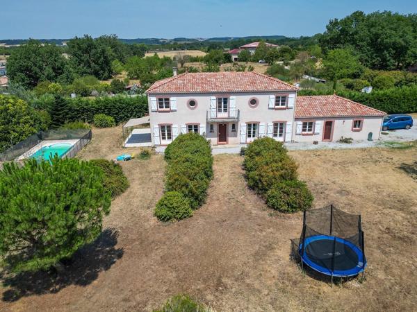 Vente Maison de luxe Lavaur 9 Pièces 230 m²