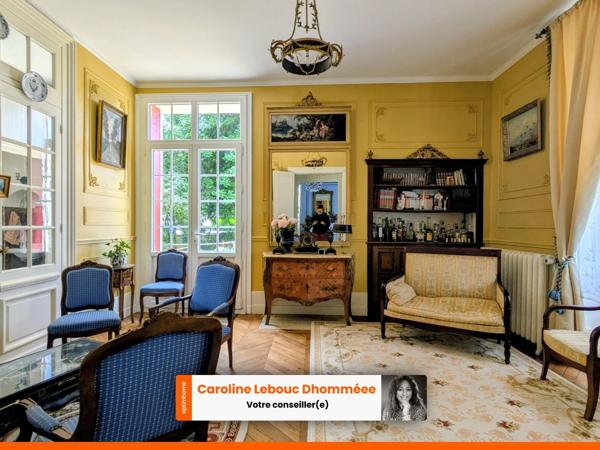 Demeure bourgeoise restaurée avec parc paysager et maison d'amis en centre-ville de Mamers