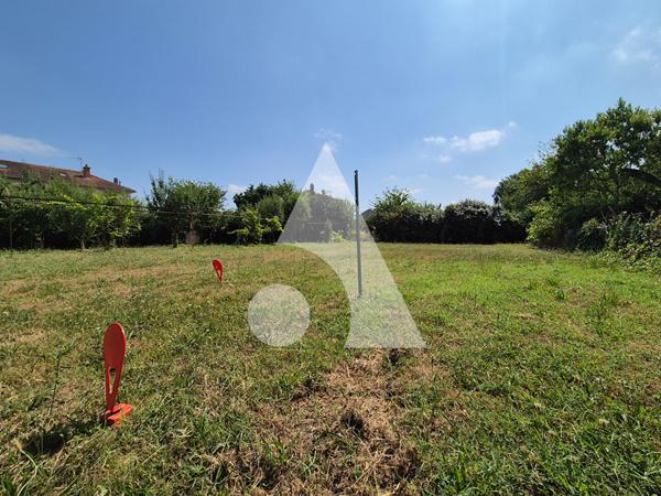 Terrain 859 m2