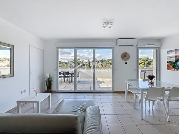 Appartement en dernier étage avec grande terrasse