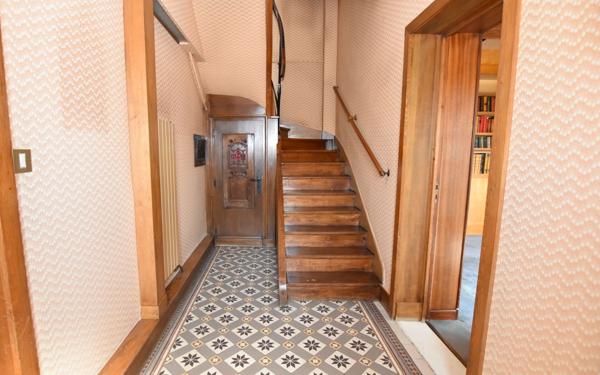 Maison à vendre    6 pièces • 175 m2 Pouilly-sous-Charlieu