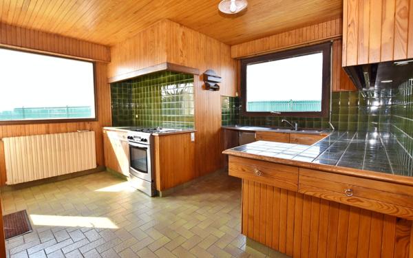 Maison à vendre    6 pièces • 175 m2 Pouilly-sous-Charlieu