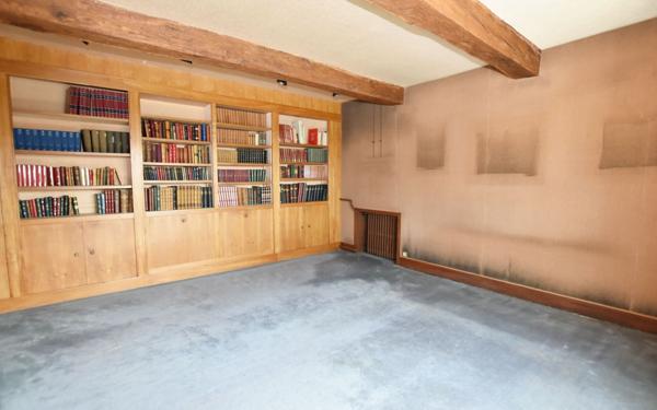 Maison à vendre    6 pièces • 175 m2 Pouilly-sous-Charlieu