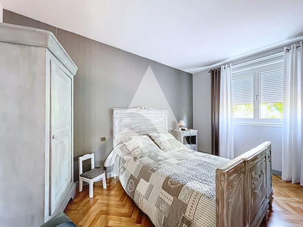 Maison 5 pièces 145 m2