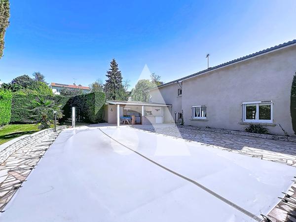 Maison 5 pièces 145 m2