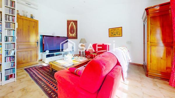 Belle maison familiale de 147 m² avec piscine et grand terrain!