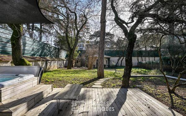 Maison d’architecte dans un cadre préservé