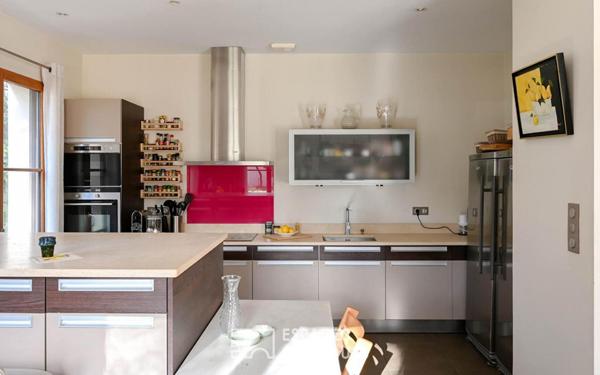 Maison d’architecte dans un cadre préservé